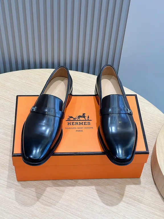 Hermes Shoe 